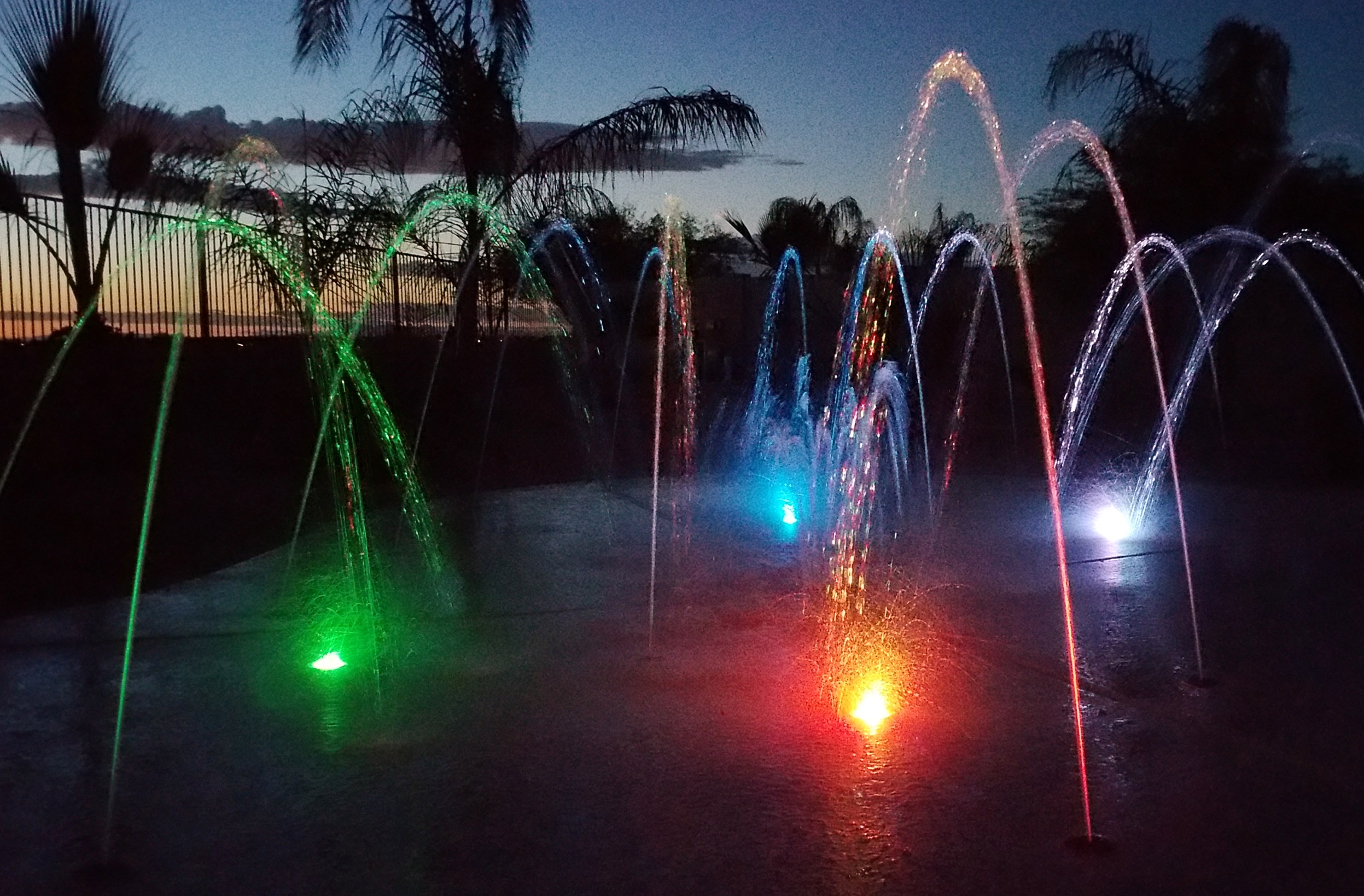 Detoxification Breakthrough: The Surprising Role Of Colored Led Light - 34cwxmt